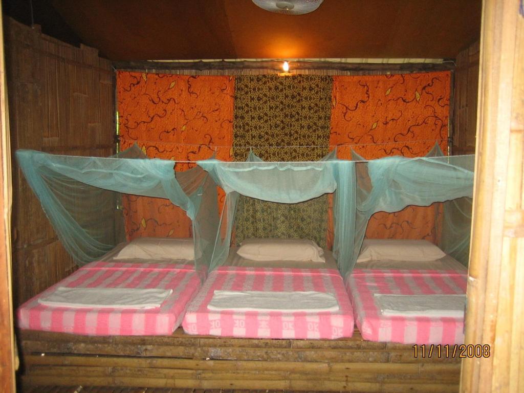Sabah Tea Garden-Longhouses Ranau Habitación foto